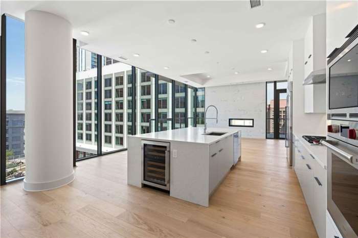 40  12th NE Street #1202 Atlanta 30309